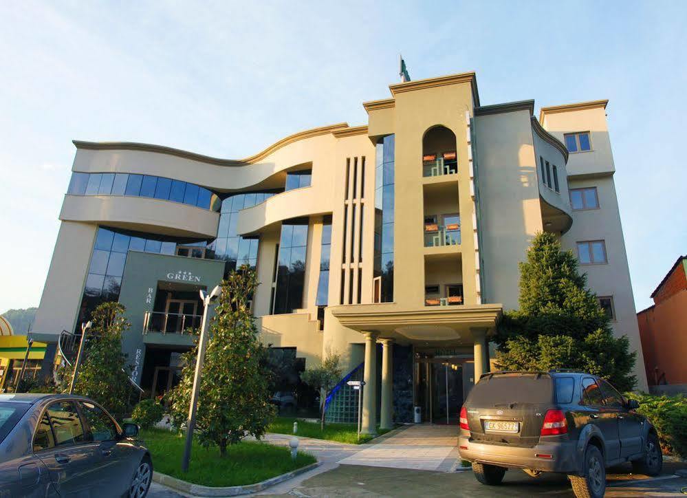 Green House Hotel & Restaurant Tirana Exterior foto